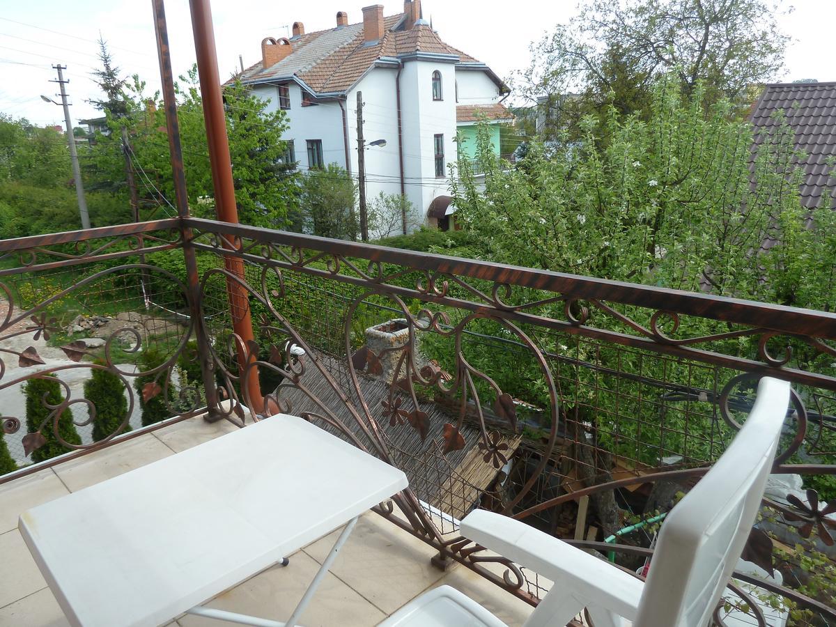Hotel U Olgi Truskawez Exterior foto